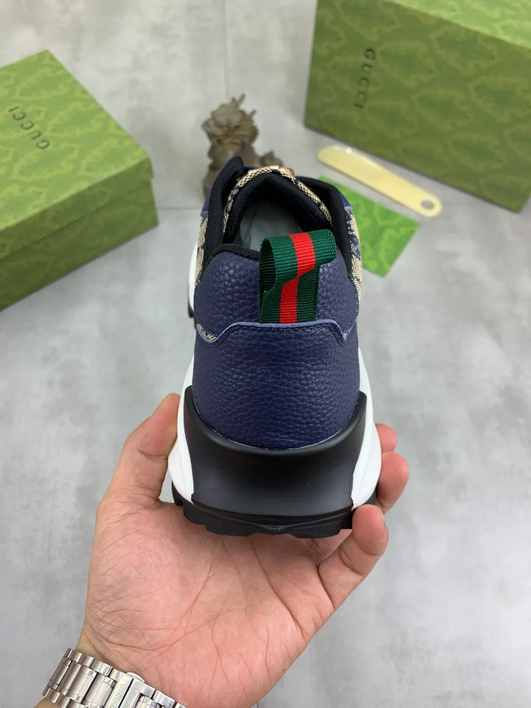 Men's shoes 💰P440💰[New model]🆘 The latest model from Gucci GUCCI official website🎁Classic casual and fashionable men's shoes👟Best model💥The version is simple and elegant, exclusive for trendy men. Unique official website latest brand elements👑Gucci original decoration, fashionable and generous, original soft calfskin fabric➕Comfortable soft first-layer pigskin lining ✅The official website specifies the wear-resistant casual outsole, the classic model is taken in kind🎬Color: 4️⃣colors available😍Number: 38-44